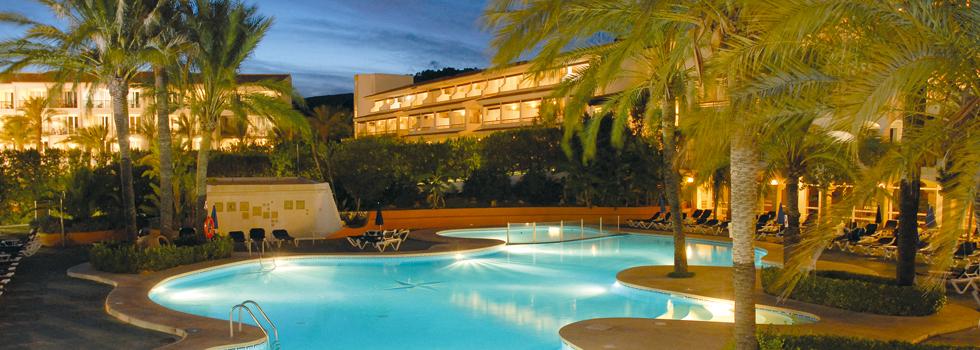 Hotel Beachclub Font De Sa Cala Extérieur photo